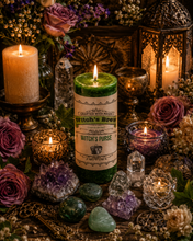 Load image into Gallery viewer, Witch's Brew Witch's Purse Candle (Money, Prosperity)