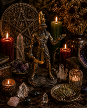 Load image into Gallery viewer, Horus God Statue (Wisdom, Energy, Vitality, Endurance, Protection, Health, Vigor, Courage, Riches, Fame, Comfort)
