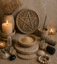 Load image into Gallery viewer, Crown of Success Magical Powder (Attraction, Success)
