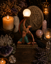 Load image into Gallery viewer, Isis Goddess Lamp (Magic, Motherhood, Fertility, Death, Healing, Rebirth)

