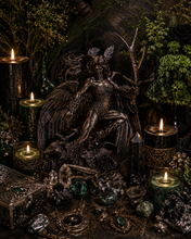 Load image into Gallery viewer, Morrigan Goddess Statue (War, Fate, Death, Victory, Phantom Queen, Great Queen, Foretells Doom)
