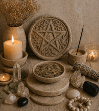 Load image into Gallery viewer, Mugwort Herb (Strength, Psychic Powers, Protection, Prophetic Dreams, Healing, Astral Projection)
