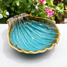 Load image into Gallery viewer, Clam Shell Offering Dish (Yemaya, Mermaid, Water Element)
