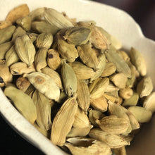 Load image into Gallery viewer, Cardamon Pods (Love, Lust)
