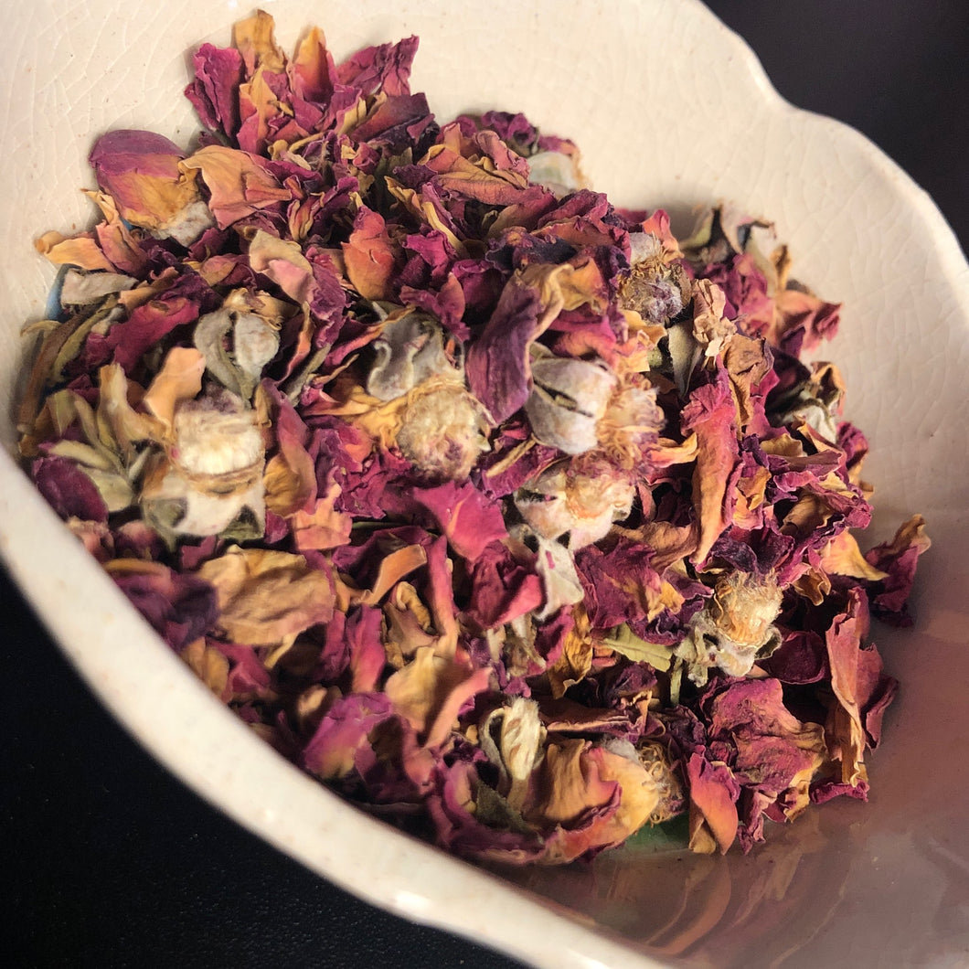 Rose Buds and Petals, Red (Love, Psychic Powers, Healing, Luck, Protection, Love Divination)