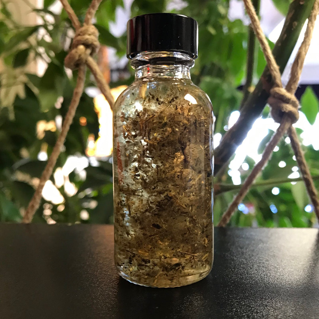 Mugwort Herbal Oil (Strength, Psychic Powers, Protection, Prophetic Dreams, Astral Projection, Healing)