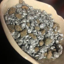 Load image into Gallery viewer, Gold and Silver Resin (Prosperity, Wealth, Success, Luck, Fortune)
