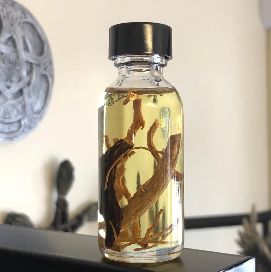 Ashe' Root Conjure Oil (Power, Focus, Strength, Amplifier) Comes in 3 Sizes.